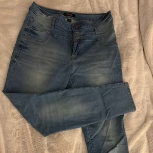 Refuge skinny jeans size 12